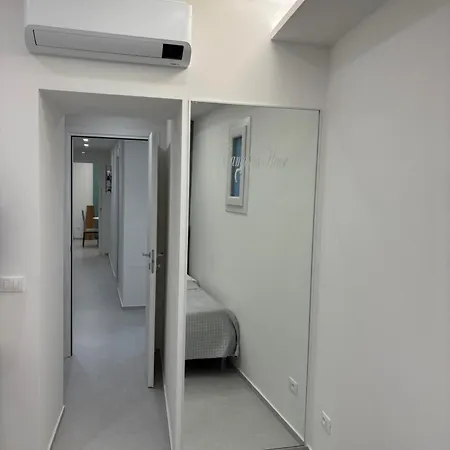 Camastra House