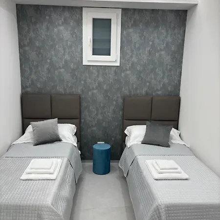 Apartment Camastra House